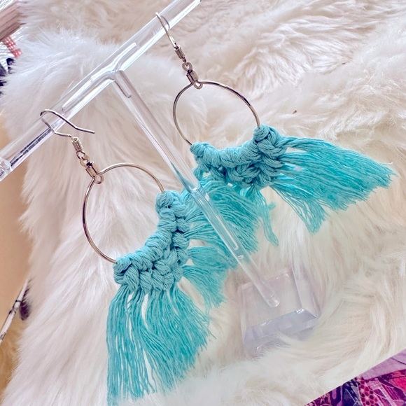 🆕»-»FaNcY MoDeRn DaY HoOpS w/a tWiSt« HaNdCrAfTeD »ClAsSiC bOhO sTyLe EaRrInGs - Picture 11 of 16